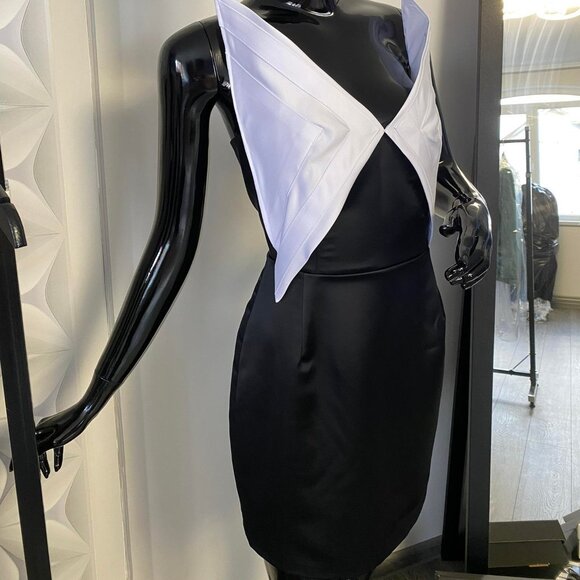 Elegant Dress, White & Black, Atlas . Size - M - Picture 1 of 3